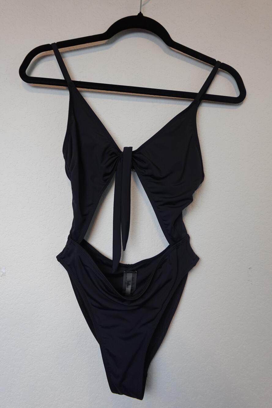 Lulus Black One-Piece Swimsuit with Dramatic Front Bow Cutout Size S